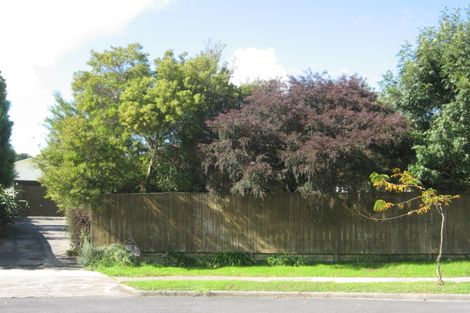 Photo of property in 21 De Quincey Terrace, Highland Park, Auckland, 2010