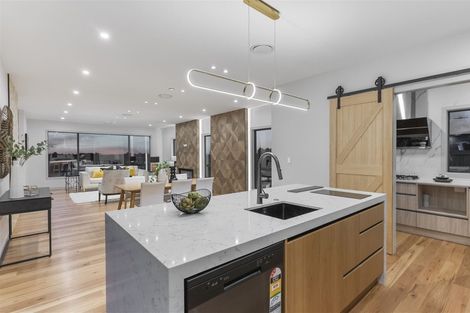 Photo of property in 118 Lisle Farm Drive, Pukekohe, 2120