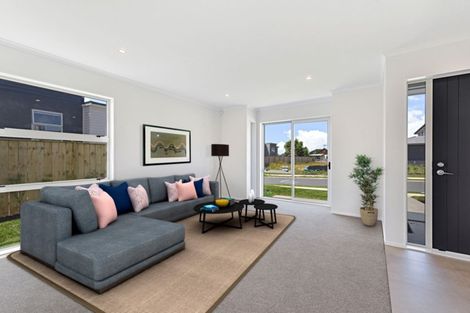 Photo of property in 14 Couldrey Crescent, Red Beach, 0932