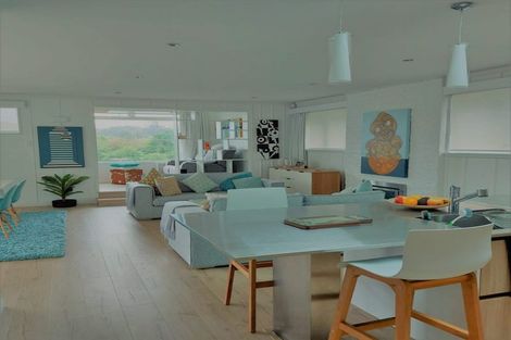 Photo of property in 27 Hona Street, Waikanae Beach, Waikanae, 5036