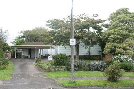 Photo of property in 13 Ellison Place, Pakuranga Heights, Auckland, 2010
