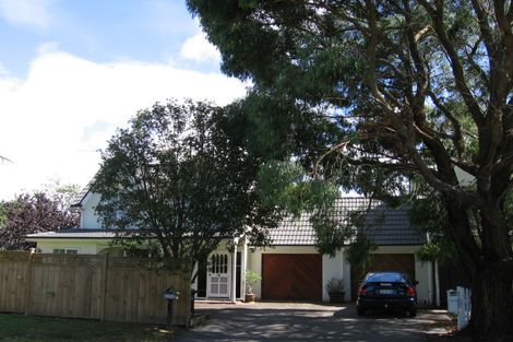 Photo of property in 2/23 Uppingham Crescent, Hillcrest, Auckland, 0627