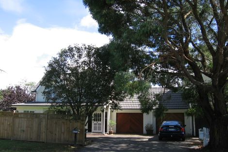 Photo of property in 2/23 Uppingham Crescent, Hillcrest, Auckland, 0627