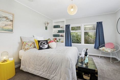 Photo of property in 3 Puketiro Avenue, Northland, Wellington, 6012