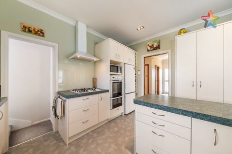 Photo of property in 17 Stellin Street, Boulcott, Lower Hutt, 5011