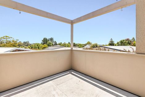 Photo of property in 2/111 Taikata Road, Te Atatu Peninsula, Auckland, 0610