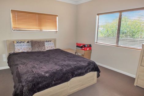 Photo of property in 11a Chaffey Street, Foxton Beach, Foxton, 4815