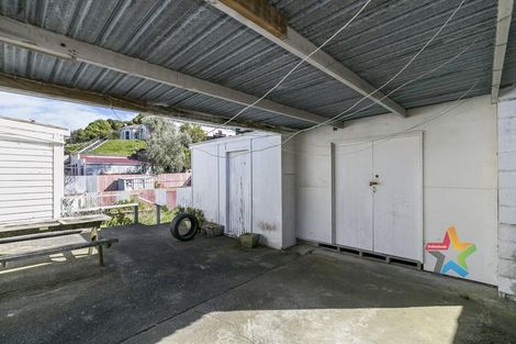 Photo of property in 30 The Parade, Island Bay, Wellington, 6023