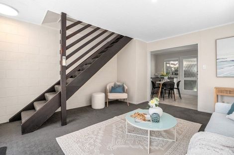 Photo of property in 85a Mulberry Street, Normandale, Lower Hutt, 5010