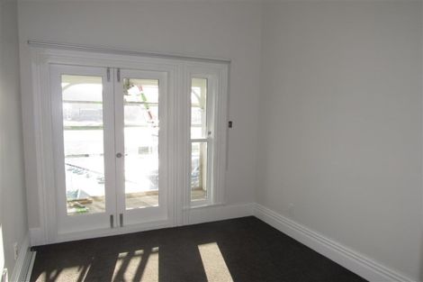 Photo of property in 67 Hawker Street, Mount Victoria, Wellington, 6011