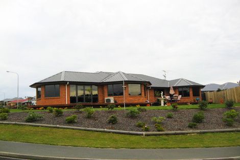 Photo of property in 13 Duxford Crescent, Fairfield, Dunedin, 9018