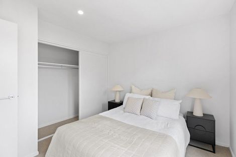 Photo of property in 4/90 Holly Road, St Albans, Christchurch, 8014