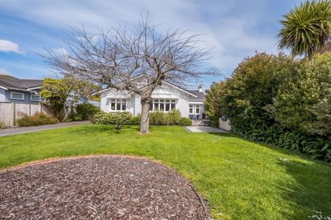 Photo of property in 18 Maire Street, Woburn, Lower Hutt, 5010