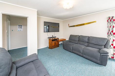 Photo of property in 25 Nukumaru Parade, Waiinu Beach, Whanganui, 4588