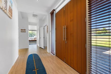 Photo of property in 401 Harbour View Road, Whangamata, 3620