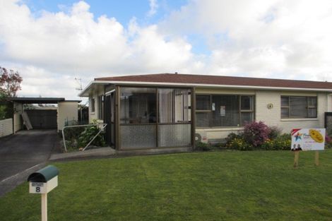 Photo of property in 8 Bethel Court, Milson, Palmerston North, 4414