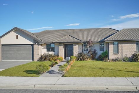 Photo of property in 10 Devlin Avenue, Rangiora, 7400