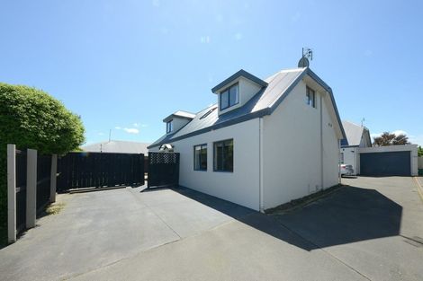 Photo of property in 2/109 Lincoln Road, Addington, Christchurch, 8024