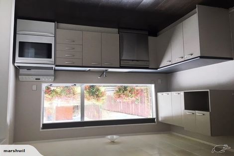 Photo of property in 35 Brightwater Crescent, Totara Park, Upper Hutt, 5018