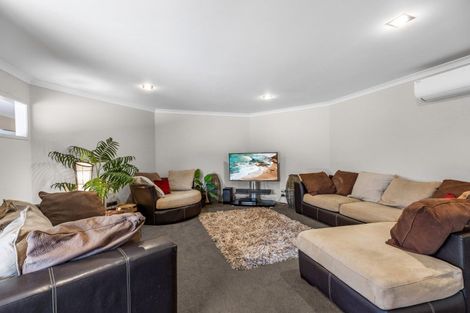 Photo of property in 30 Matene Place, Papamoa Beach, Papamoa, 3118