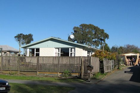 Photo of property in 51 Warren Crescent, Hillmorton, Christchurch, 8025