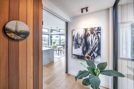 Photo of property in 43 Saint Andrews Terrace, St Andrews, Hamilton, 3200