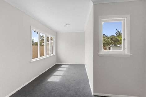 Photo of property in 12 Domain Road, Otaki, 5512