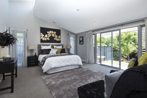 Photo of property in 5 Elimar Drive, Sunnyhills, Auckland, 2010