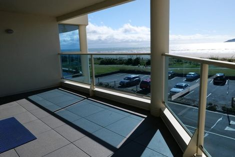 Photo of property in Ocean Apartments, 44-46 Marine Parade, Paraparaumu Beach, Paraparaumu, 5032