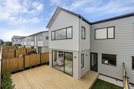 Photo of property in 15 Ocean Breeze Avenue, Hobsonville, Auckland, 0616