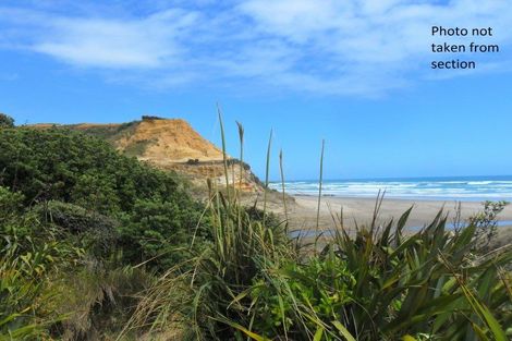 Photo of property in 4-8 Alcemene Lane, Baylys Beach, Dargaville, 0377