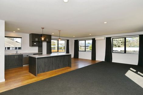 Photo of property in 16 Corhampton Street, Aranui, Christchurch, 8061