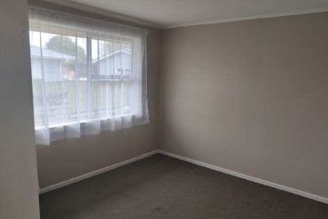Photo of property in 2/21 Trentham Road, Papakura, 2110