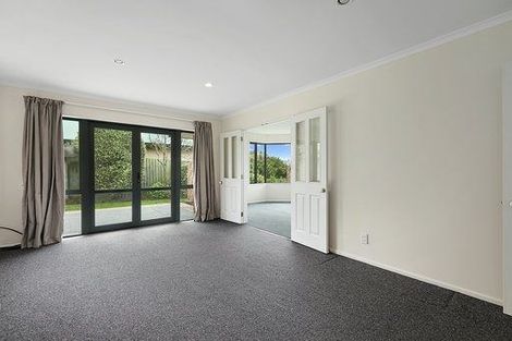 Photo of property in 18 Shearwater Drive, Woolston, Christchurch, 8023