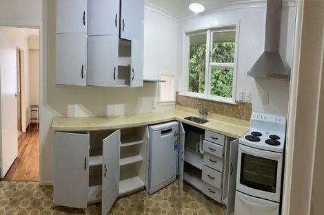 Photo of property in 2/54 Kings Crescent, Hutt Central, Lower Hutt, 5010