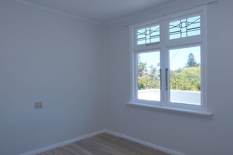 Photo of property in 5 Allen Road, Raumati Beach, Paraparaumu, 5032