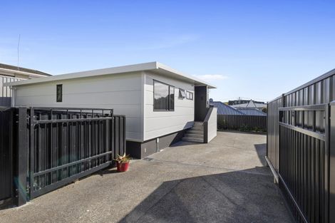 Photo of property in 75a Pendarves Street, New Plymouth, 4310