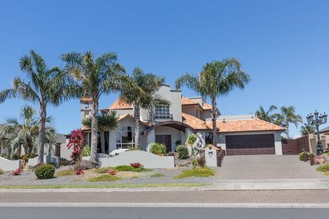 Photo of property in 53 Palm Beach Boulevard, Papamoa Beach, Papamoa, 3118