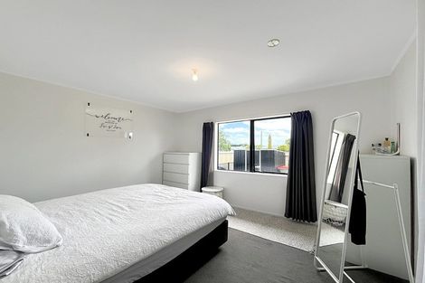 Photo of property in 48b Benmore Avenue, Cloverlea, Palmerston North, 4412