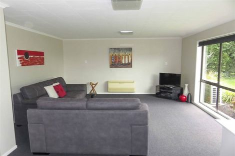 Photo of property in 73 Flora Road East, Makarewa, Invercargill, 9876