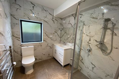 Photo of property in 1 Nagra Lane, Papakura, 2110