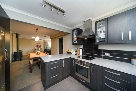 Photo of property in 1 Kimberley Grove, Westbrook, Palmerston North, 4412