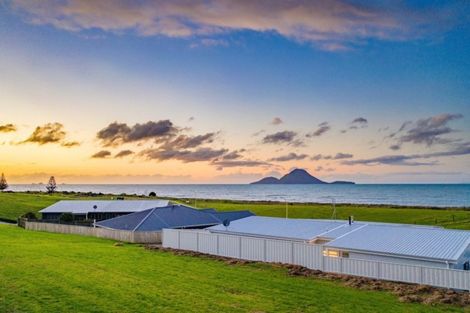 Photo of property in 50 Pacific Parade, Coastlands, Whakatane, 3120