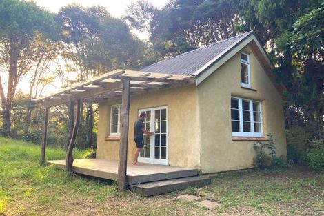 Photo of property in 197 Parker Road, Oratia, Auckland, 0604