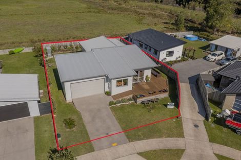 Photo of property in 42 Alf Simpson Drive, Whitianga, 3510