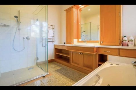 Photo of property in 24 Seccombes Road, Epsom, Auckland, 1023