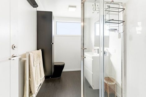 Photo of property in 178 Victoria Road, Saint Clair, Dunedin, 9012