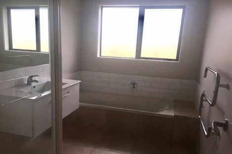 Photo of property in 5 Kuru Place, Papamoa, 3118