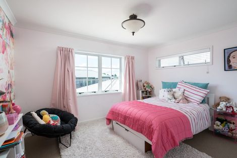 Photo of property in 18 Chateau Crescent, Rangatira Park, Taupo, 3330