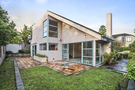 Photo of property in 9b Rawene Avenue, Westmere, Auckland, 1022